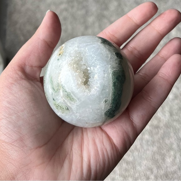 Moss Agate Sphere w/ Heart-Shaped Druzy Pocket - Picture 14 of 17